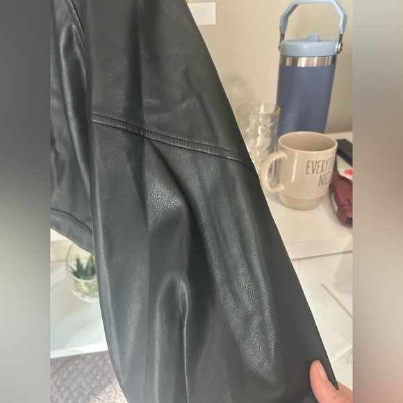 Black! Alexis Faux Leather Buttoned Cuff Ceci
Jacket - Picture 8 of 9